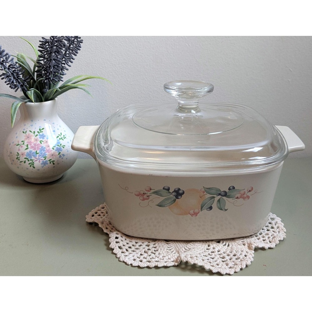Vintage CorningWare Abundance A-1 1/2-B 1.5L Casserole With Glass Lid